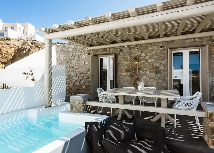 Sea Rock & Sky Private Aparthotel 3*