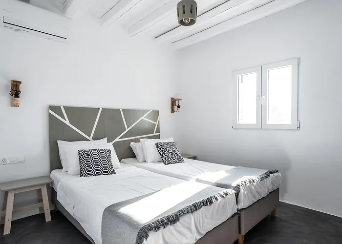 Sea Rock & Sky Private Merchia Beach