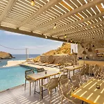 Sea Rock & Sky Private 3* Merchia Beach
