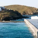 Sea Rock & Sky Private 3* Merchia Beach