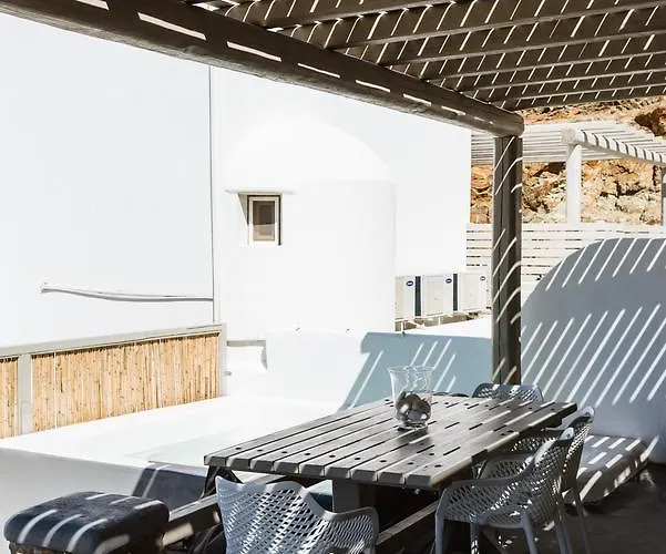 Sea Rock & Sky Private 아파트호텔 Merchia Beach